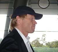 200px-Oliver_Kahn_(Confed-Cup_2005).jpg