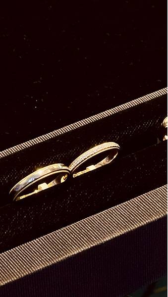 美夢成真鑽石只想擁有與你專屬的指尖情話。 美夢成真鑽石只想擁有與你專屬的指尖情話。