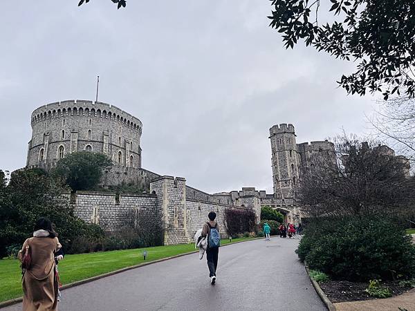 【2024英國之旅】倫敦近郊：巨石陣、溫莎城堡和牛津一日遊