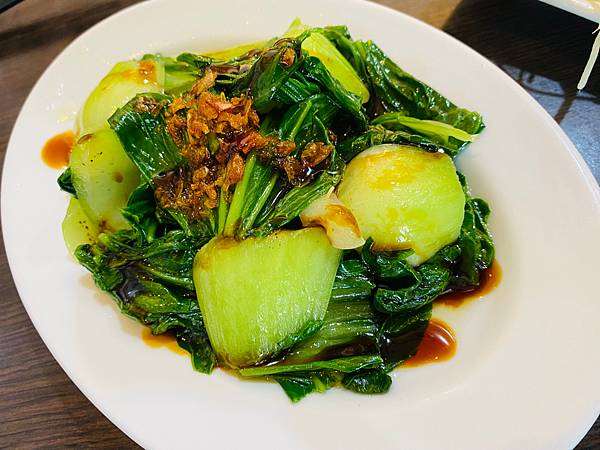 新莊美食在地人都推珍品餐飲坊》主打珍品四鴨  招牌鴨滷飯、薑