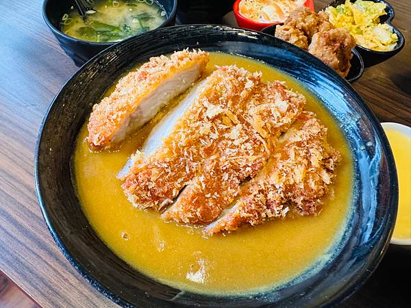 【捷運中山站美食】二訪新丼美味平價創意丼飯專賣大份量台式新丼