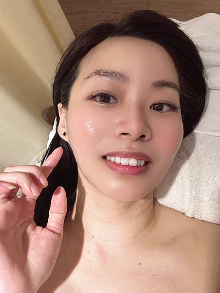 新莊美容推薦逗Dollspa ，想要自帶發光體，就來逗 Do