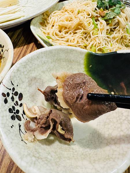 蘆洲美食推薦>立冬進補首選名羊天下羊肉爐 蘆洲三民店，紅燒羊