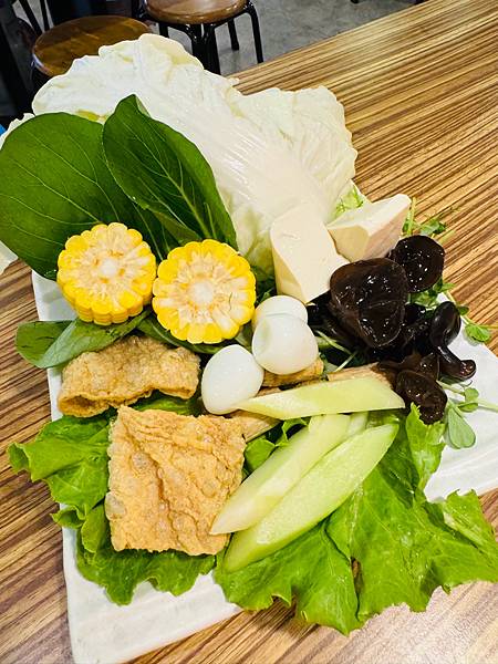 蘆洲美食推薦>立冬進補首選名羊天下羊肉爐 蘆洲三民店，紅燒羊