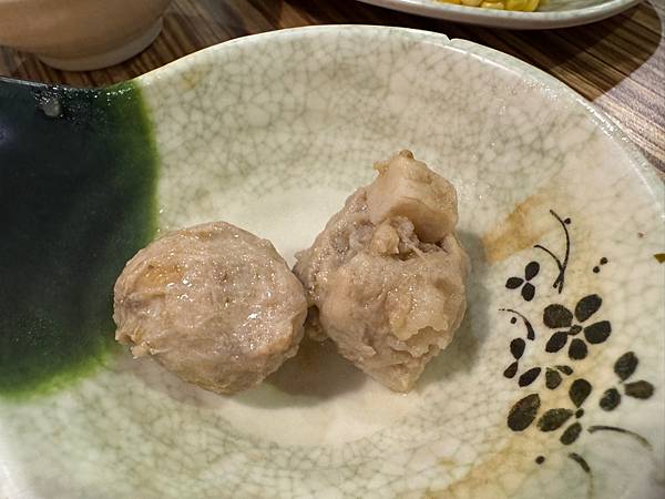 蘆洲美食推薦>立冬進補首選名羊天下羊肉爐 蘆洲三民店，紅燒羊