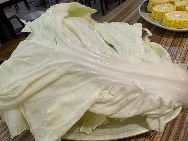 蘆洲美食推薦>立冬進補首選名羊天下羊肉爐 蘆洲三民店，紅燒羊