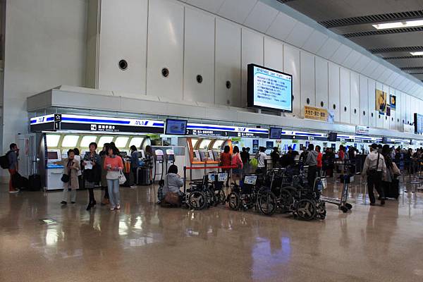 沖縄那覇空港国内線ターミナル