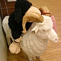 大型黑白綿羊偶