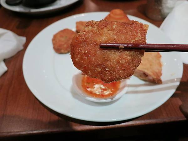 誠品-泰市場-泰式料理吃到飽-炸區金錢蝦餅