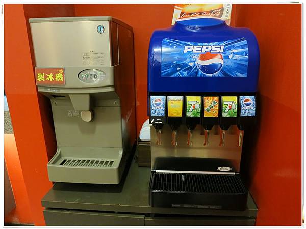 福勝亭-飲料機、冰塊