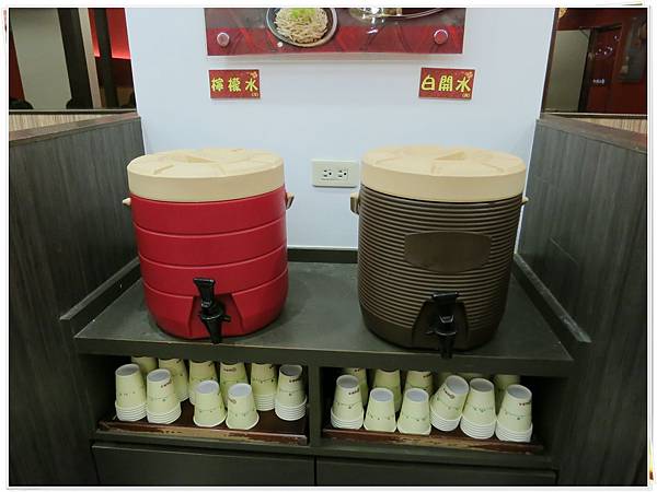 福勝亭-白開水、杯子