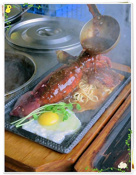 台北-蘆洲-平價牛排-大戶牛排-淋醬汁