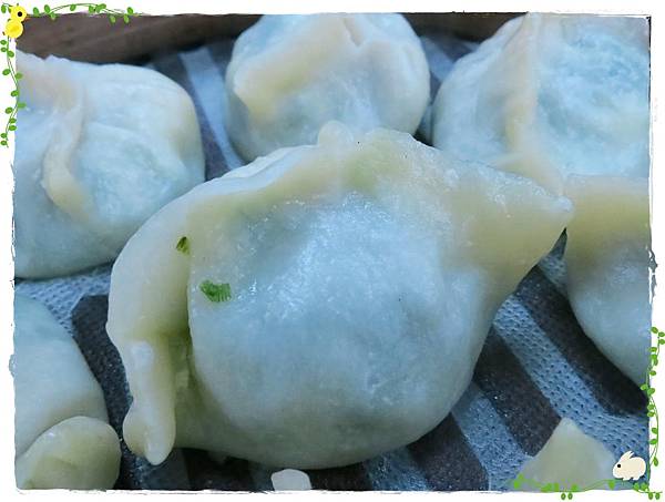 長白-東北酸菜白肉鍋-30年老店-酸菜白肉鍋-蒸餃