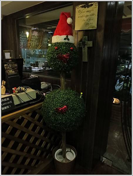 April's 花愛巧克力-聖誕樹人