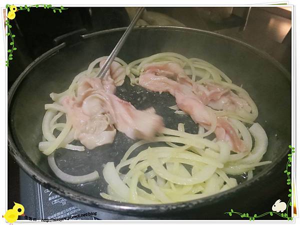 台北-本沐食堂-美味的壽喜燒吃到飽-炒洋蔥豬肉