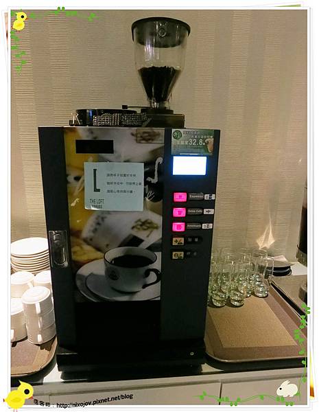 台北-本沐食堂-美味的壽喜燒吃到飽-咖啡機