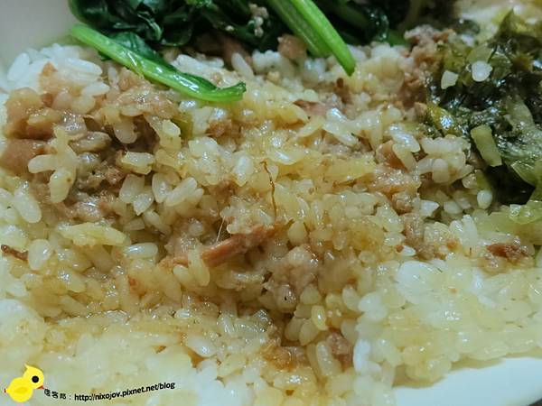 新莊-中港一街-便宜又大碗的控肉飯