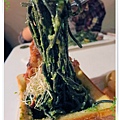 台北-板橋-花吃-花的禮物餐廳-雞腿墨魚青醬義大利麵