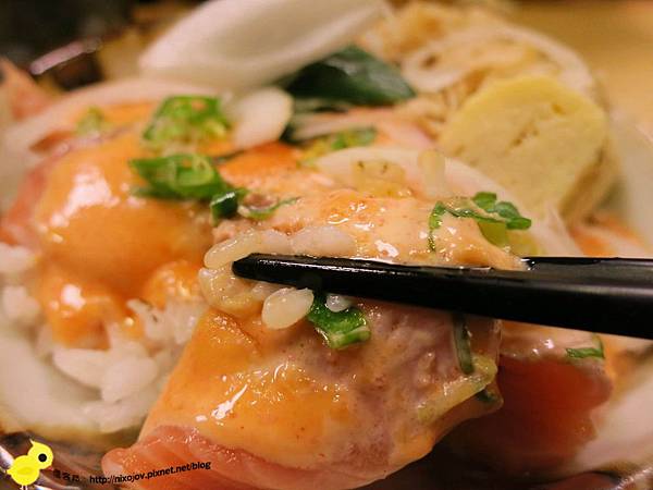 【台北】小六食堂日式料理-傳說中的名店、新鮮吃的到-炙燒鮭魚、比目魚