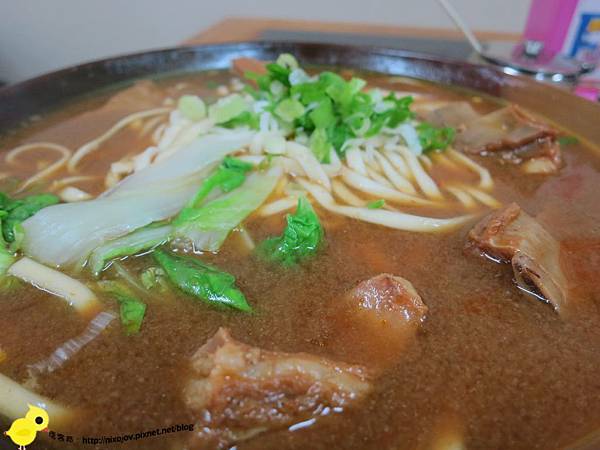 【宜蘭】大成羊排麵‧牛肉麵-宜蘭火車站必吃美食-羊排麵