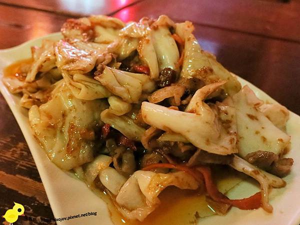 【台北】板橋-WOW！烤串燒店-一起到教室用餐吧-沙茶高麗菜豬