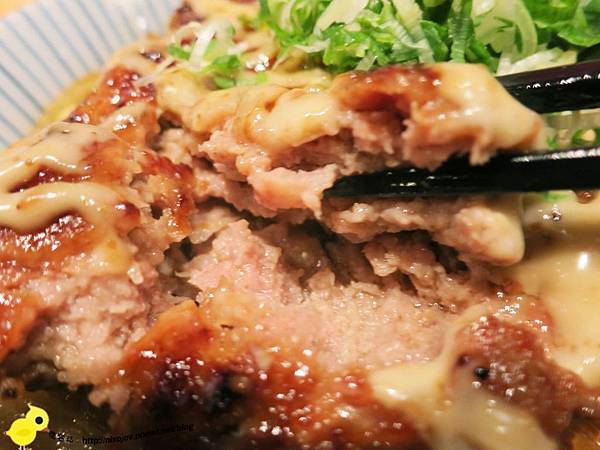 【台北】滿燒肉丼食堂-好吃的丼飯-胡麻醬漢堡排丼飯-安格斯牛排丼飯