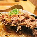 【台北】滿燒肉丼食堂-好吃的丼飯-胡麻醬漢堡排丼飯-安格斯牛排丼飯