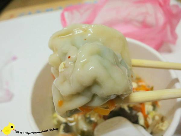 【新莊】金吉利川味牛肉麵，宵夜的好選擇-酸辣湯餃