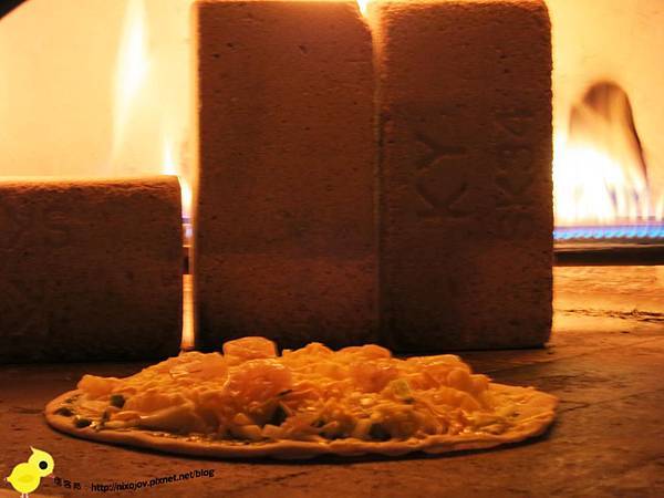 【桃園】Monkey In Rain手工窯烤披薩-手工現桿、現做、現烤美味Pizza-中原夜市