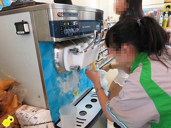 【全家霜淇淋】全家芒果霜淇淋、冰淇淋期間限定-全國門市