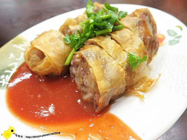 【新莊夜市】林家香菇赤肉焿-現做現炸雞捲