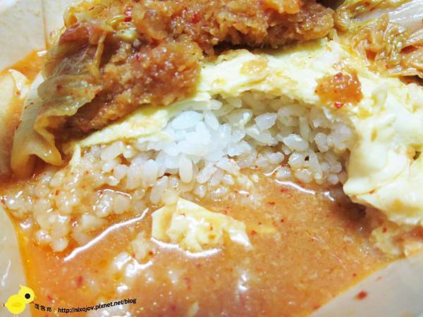 【新莊】七十六町歐姆蛋包飯-滑嫩的歐姆蛋