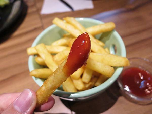 【新莊 餐廳】The Fire著火美式炭烤牛排-獨特炭燒乾式熟成牛排