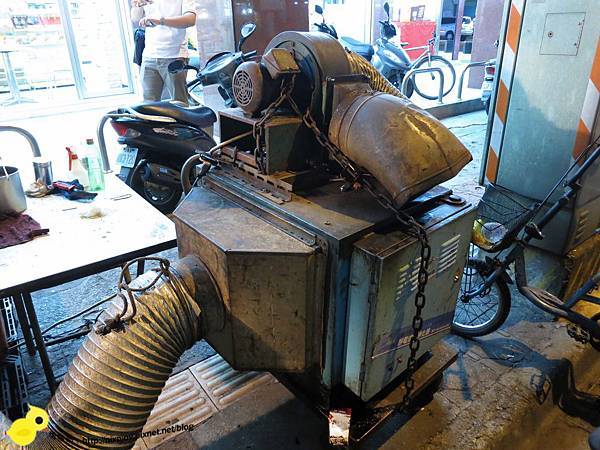 【新莊】蔡家碳烤-香味四溢的烤肉香