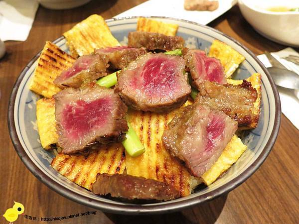 【台北】徠一咖啡-創意港式和牛蒜香炒飯