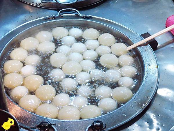 【三重】周記燒麻糬-熱騰騰好吃的麻糬