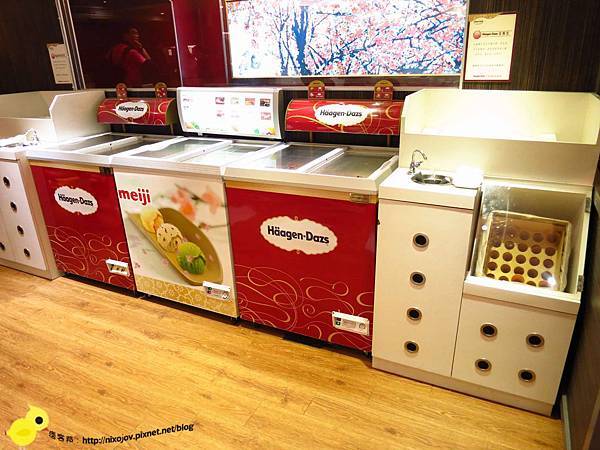 【台北】滿堂紅頂級麻辣鴛鴦火鍋吃到飽(復興店)-美味牛小排、霜降牛肉不吃後悔