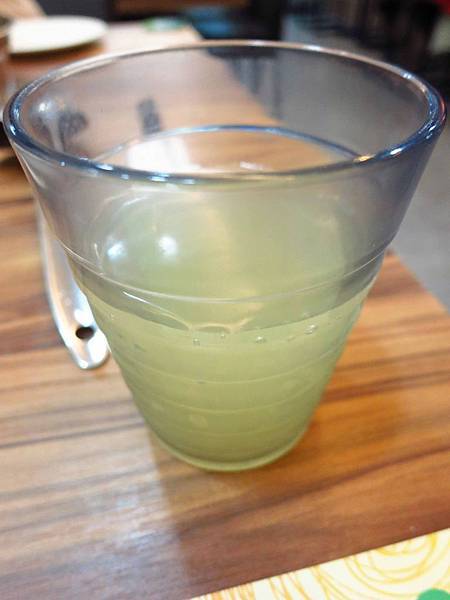 【新莊火鍋】菁萃鍋物-蔬菜湯頭清爽不油膩、美味海鮮盡在裡頭