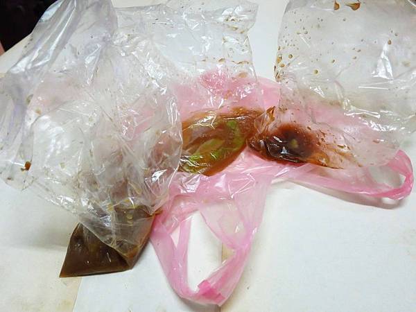 【新莊】無名麵攤-10元豬頭皮20元燙青菜20元乾麵