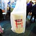 【三重】天狗神社造型飲料攤-LV級的飲料店-三和夜市高大鮮奶