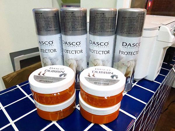 【新莊洗鞋店】WaWa專業洗鞋店-過新年洗舊鞋穿新鞋