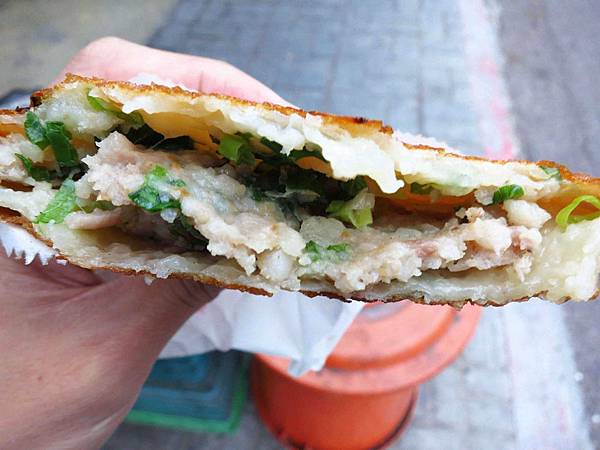 【台南新化】上海老爹蔥肉餅-特殊的新化燒餅