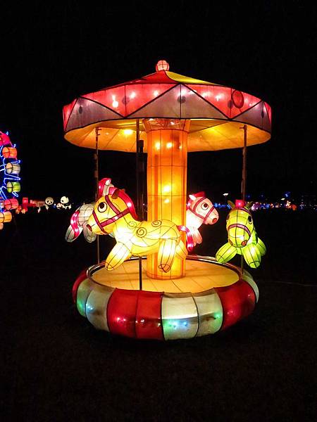 2015台北燈會、台北圓山花博公園燈節
