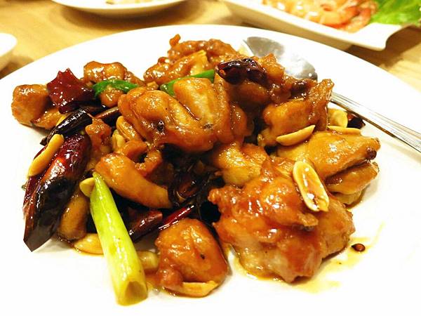 【台北】杭州小籠湯包(民生店)-鮑魚、燕窩小籠湯包