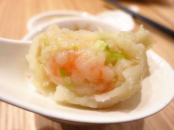 【台北】杭州小籠湯包(民生店)-鮑魚、燕窩小籠湯包