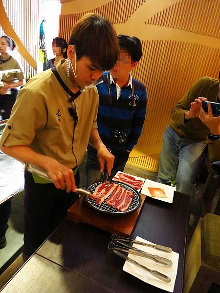 【台中】炙牛食創堂-進攻一級戰區公益路