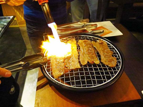 【台中】炙牛食創堂-進攻一級戰區公益路
