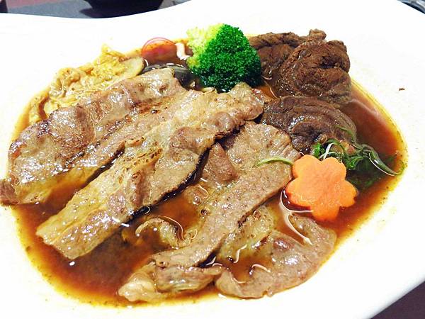 【台中】炙牛食創堂-進攻一級戰區公益路