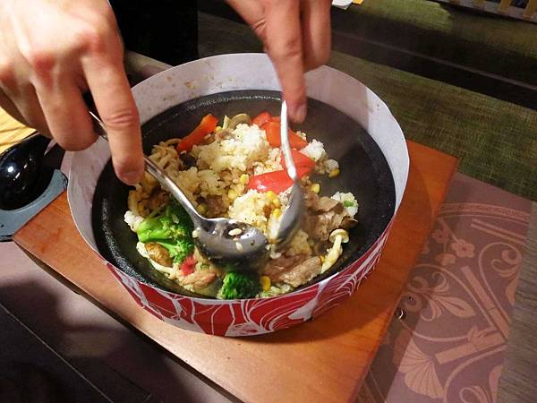 【台中】炙牛食創堂-進攻一級戰區公益路