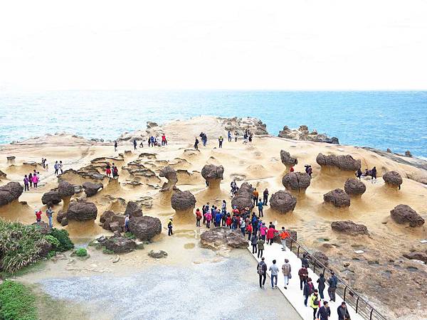 【台北旅遊】地質野柳、懷舊九份、十分放天燈包車一日遊